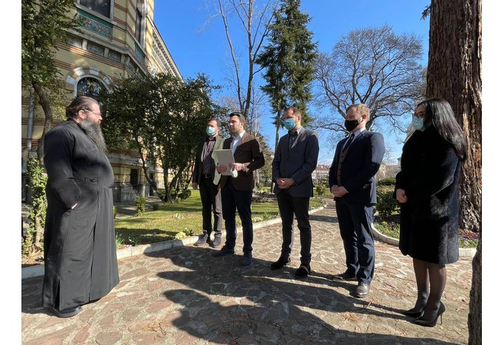 Внасянето на писмото в Светия Синод Внасянето на писмото в Светия Синод